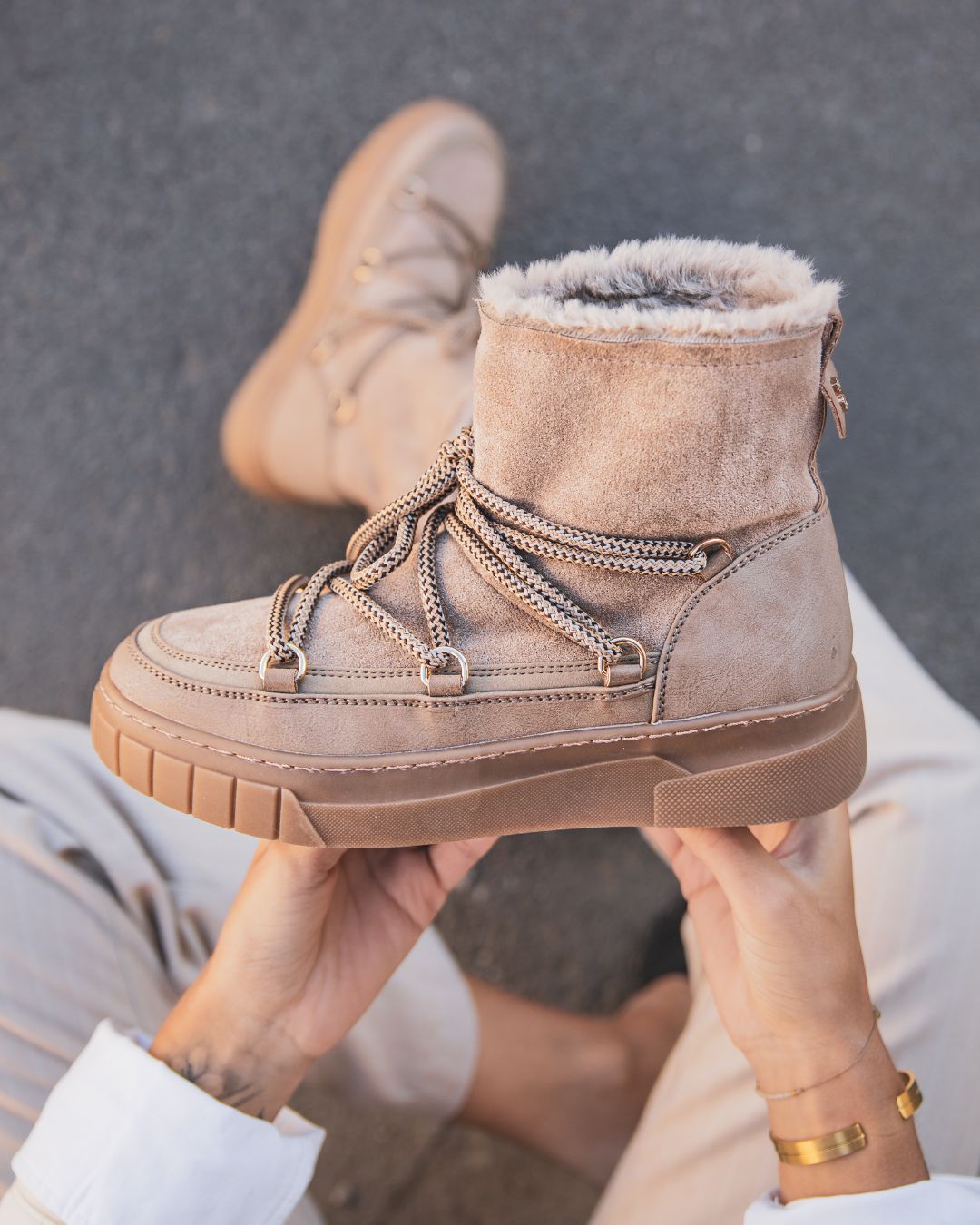 Bottines femme fourrées taupe à lacets - Louna